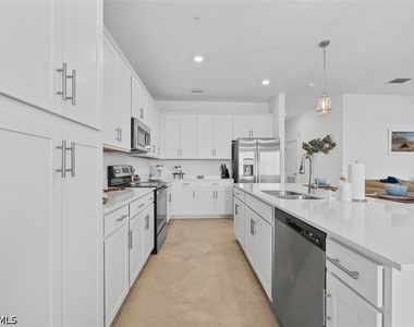 5715 Double Eagle Circle - Photo Thumbnail 5