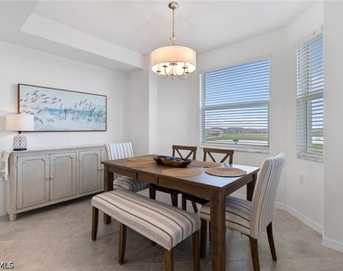 5835 Double Eagle Circle - Photo Thumbnail 9