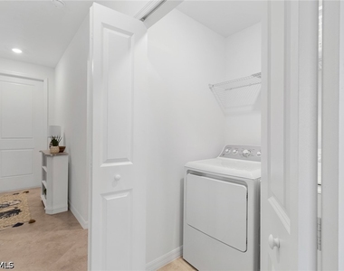 5835 Double Eagle Circle - Photo Thumbnail 12