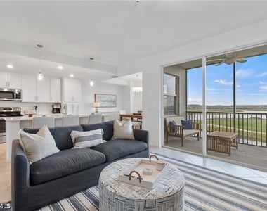 5835 Double Eagle Circle - Photo Thumbnail 4