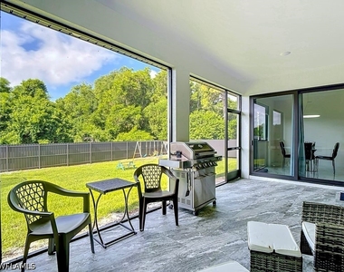 2905 4th Street W - Photo Thumbnail 46