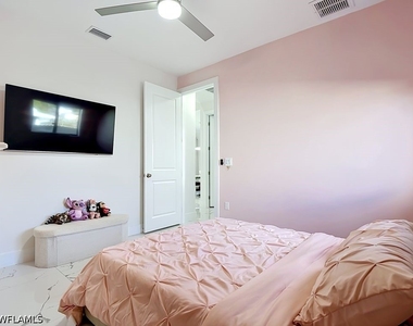 2905 4th Street W - Photo Thumbnail 39
