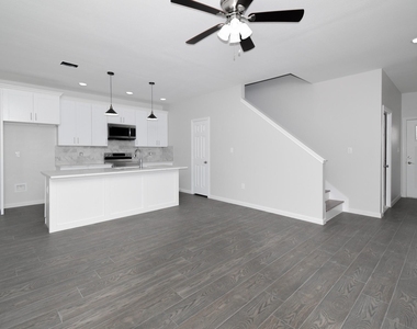 4719 19th Street - Photo Thumbnail 6