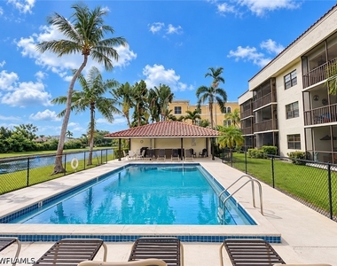 700 Valley Stream Drive - Photo Thumbnail 16