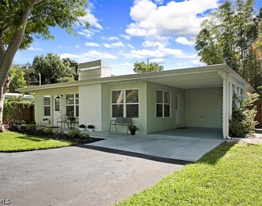 982 13th Street N - Photo Thumbnail 1