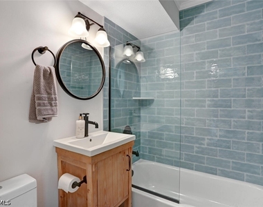 982 13th Street N - Photo Thumbnail 21