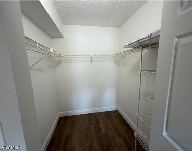 5321 Summerlin Road - Photo Thumbnail 17