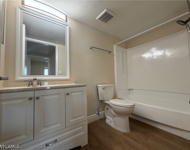 5321 Summerlin Road - Photo Thumbnail 18