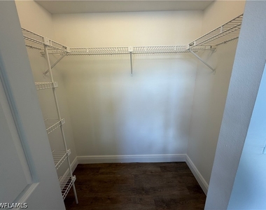 5321 Summerlin Road - Photo Thumbnail 13