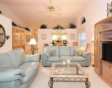322 Melrose Place - Photo Thumbnail 1