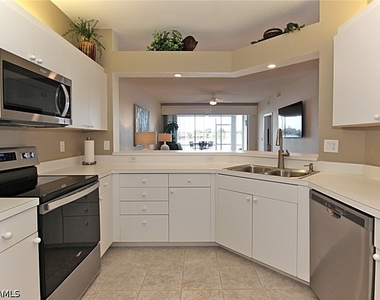 3380 Crown Pointe Boulevard W - Photo Thumbnail 7