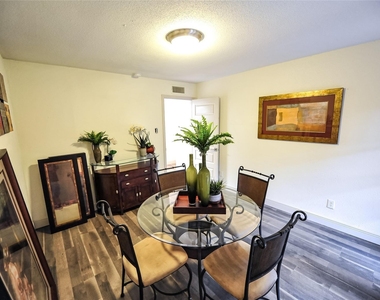 12633 Memorial Drive - Photo Thumbnail 7