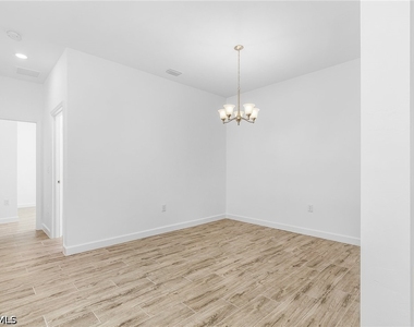 18312 Ridgeline Drive - Photo Thumbnail 4