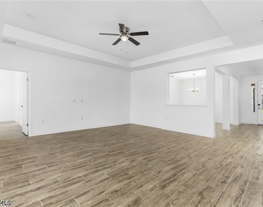 18312 Ridgeline Drive - Photo Thumbnail 6