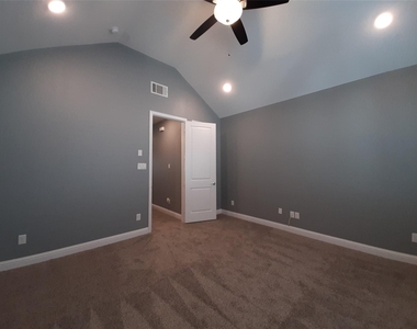 5439 Camaguey Street - Photo Thumbnail 8