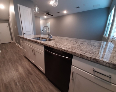 5439 Camaguey Street - Photo Thumbnail 6