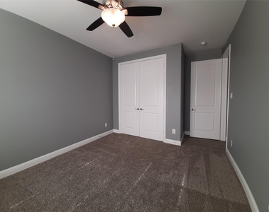 5439 Camaguey Street - Photo Thumbnail 15