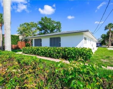 2829 Shoreview Drive - Photo Thumbnail 5
