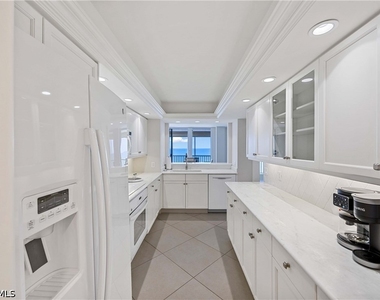 10691 Gulf Shore Drive - Photo Thumbnail 22
