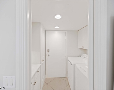 10691 Gulf Shore Drive - Photo Thumbnail 32