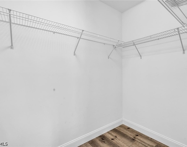 1391 Santiago Circle - Photo Thumbnail 29