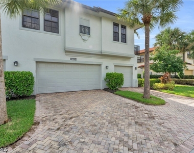 1391 Santiago Circle - Photo Thumbnail 9