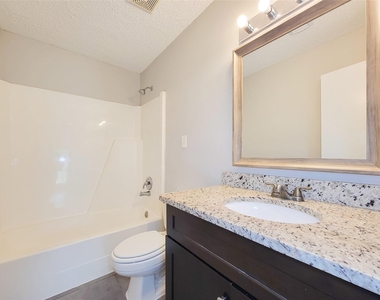 8530 Quail Burg Lane - Photo Thumbnail 20