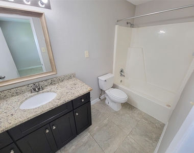 8530 Quail Burg Lane - Photo Thumbnail 25