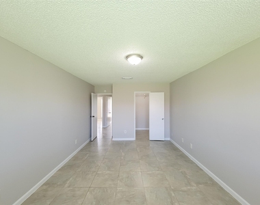 8530 Quail Burg Lane - Photo Thumbnail 23