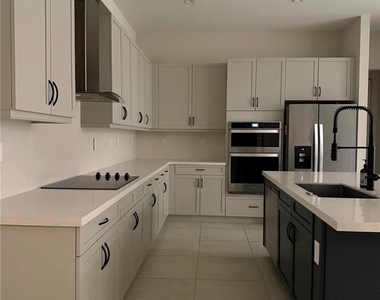 4819 Frattina Street - Photo Thumbnail 5