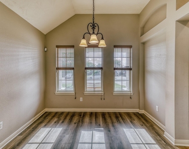 1707 Weaver Street - Photo Thumbnail 13
