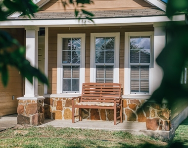 1707 Weaver Street - Photo Thumbnail 4