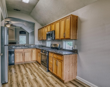 1707 Weaver Street - Photo Thumbnail 14