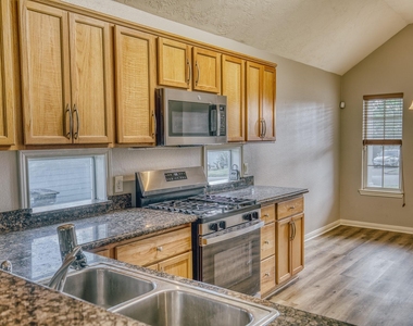 1707 Weaver Street - Photo Thumbnail 11