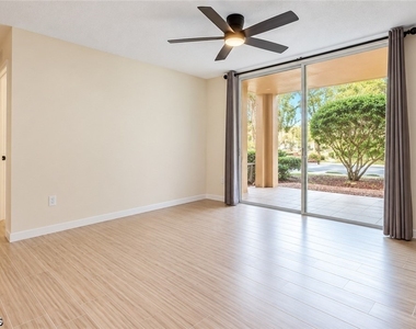 1180 Wildwood Lakes Boulevard - Photo Thumbnail 2