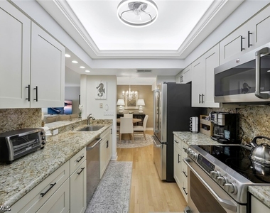 780 Willowbrook Drive - Photo Thumbnail 2
