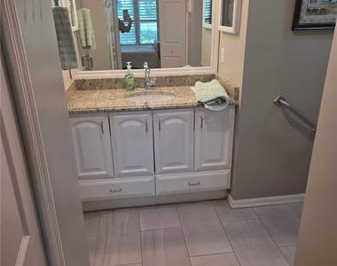 2280 Somerset Ridge Drive - Photo Thumbnail 3