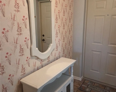 2280 Somerset Ridge Drive - Photo Thumbnail 16