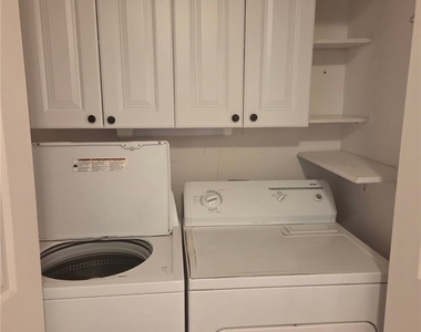 2280 Somerset Ridge Drive - Photo Thumbnail 9