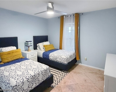 9660 Victoria Lane - Photo Thumbnail 9