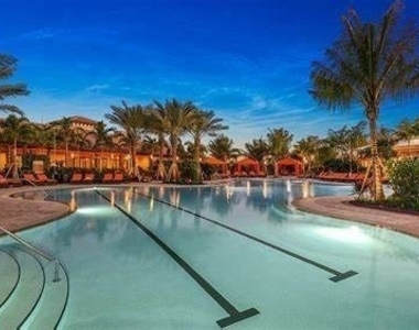 9365 Pocida Court - Photo Thumbnail 32