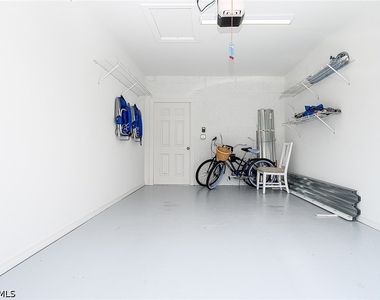 9365 Pocida Court - Photo Thumbnail 31