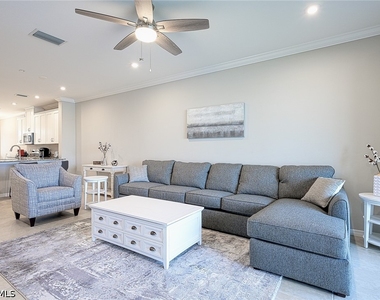 9365 Pocida Court - Photo Thumbnail 10