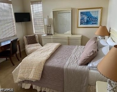 100 L Ambiance Circle E - Photo Thumbnail 17