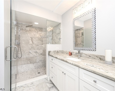 2460 Old Groves Road - Photo Thumbnail 17