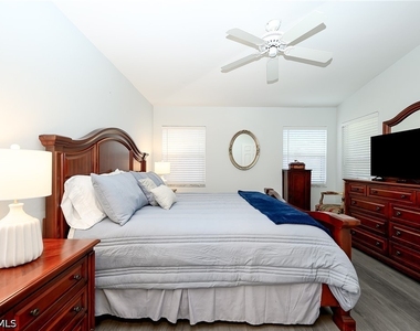 2460 Old Groves Road - Photo Thumbnail 16