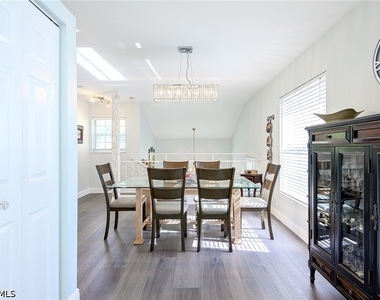 2460 Old Groves Road - Photo Thumbnail 9