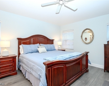 2460 Old Groves Road - Photo Thumbnail 14