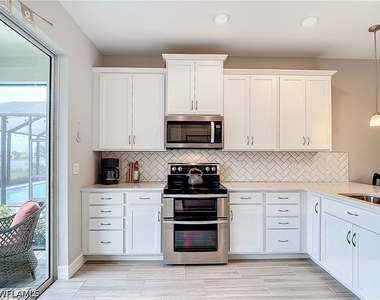 16701 Seasons Coast Drive - Photo Thumbnail 17