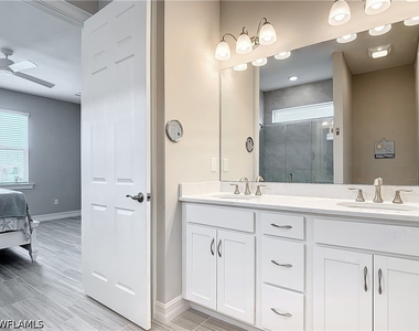 16701 Seasons Coast Drive - Photo Thumbnail 10